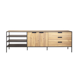 Licht houten dressoir