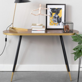 Ovale tafel van essenhout