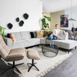 Moderne bank samenstellen