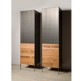 Smalle wandkast metaal en hout